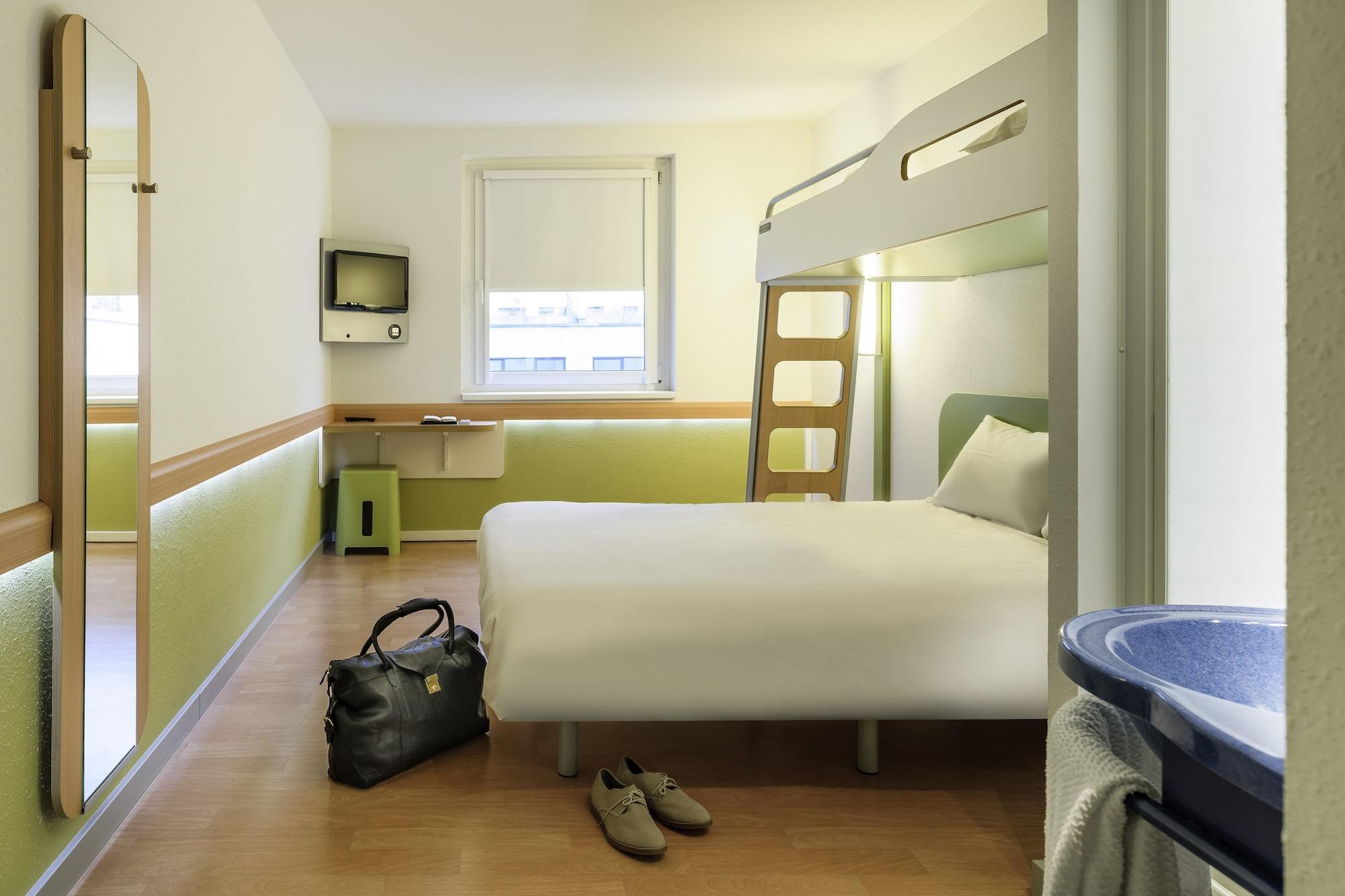 Ibis Budget Wien Sankt Marx Экстерьер фото